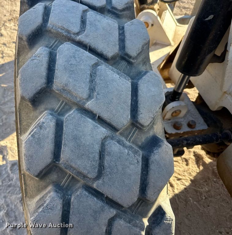 image for item DO2604 Terex TH1006A telehandler