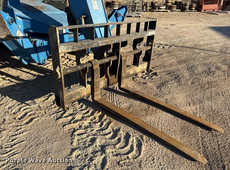 image for item DO2606 2014 Genie GTH1056 telehandler