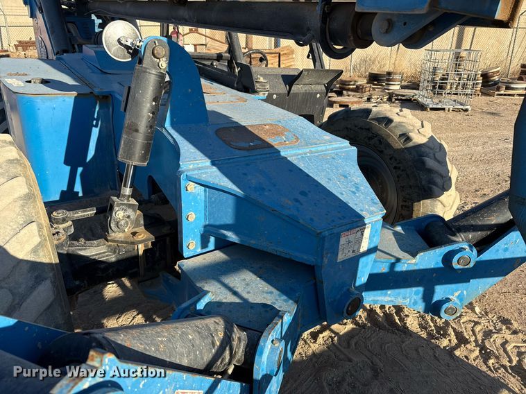 image for item DO2606 2014 Genie GTH1056 telehandler