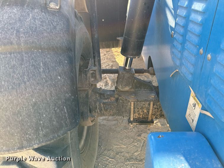 image for item DO2606 2014 Genie GTH1056 telehandler