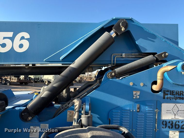 image for item DO2606 2014 Genie GTH1056 telehandler