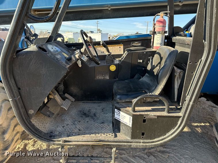 image for item DO2606 2014 Genie GTH1056 telehandler