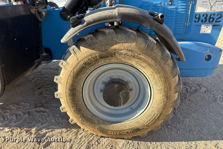 image for item DO2606 2014 Genie GTH1056 telehandler