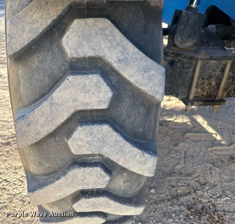 image for item DO2606 2014 Genie GTH1056 telehandler