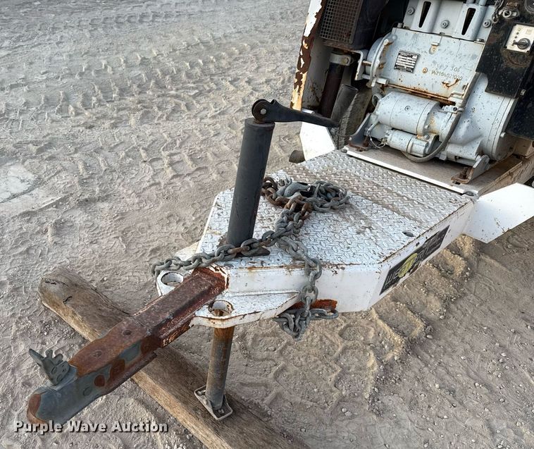 image for item DO2609 2003 Western Manufacturing 30SD/D concrete pump