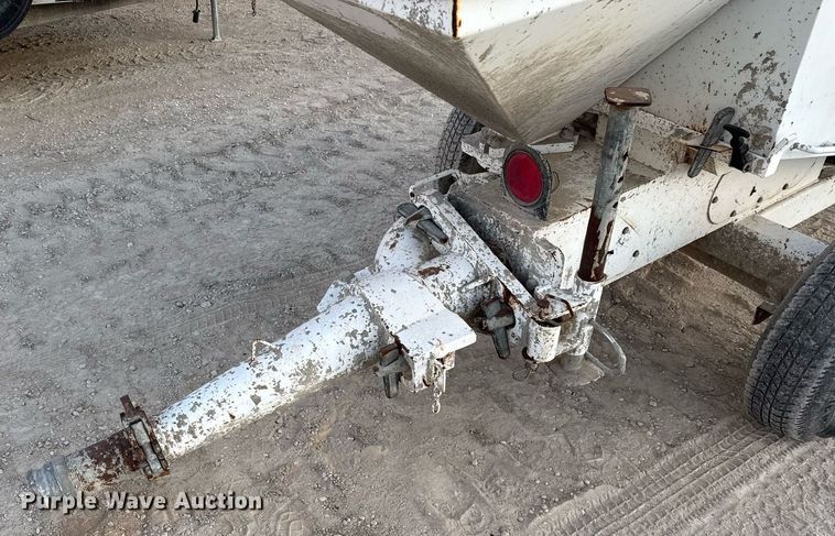 image for item DO2609 2003 Western Manufacturing 30SD/D concrete pump