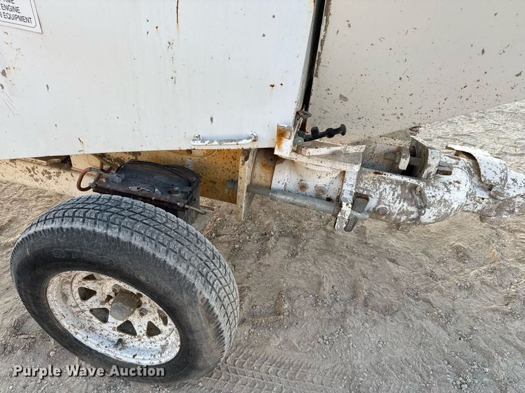 image for item DO2609 2003 Western Manufacturing 30SD/D concrete pump