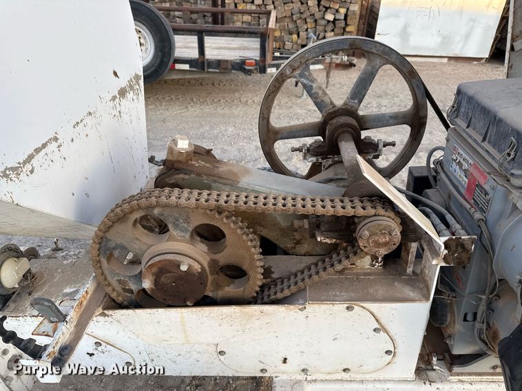 image for item DO2609 2003 Western Manufacturing 30SD/D concrete pump