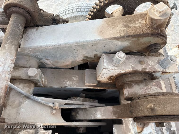 image for item DO2609 2003 Western Manufacturing 30SD/D concrete pump