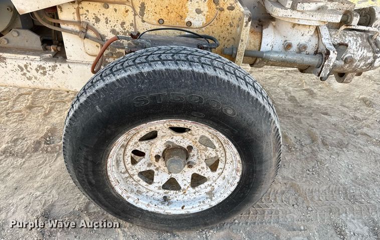 image for item DO2609 2003 Western Manufacturing 30SD/D concrete pump