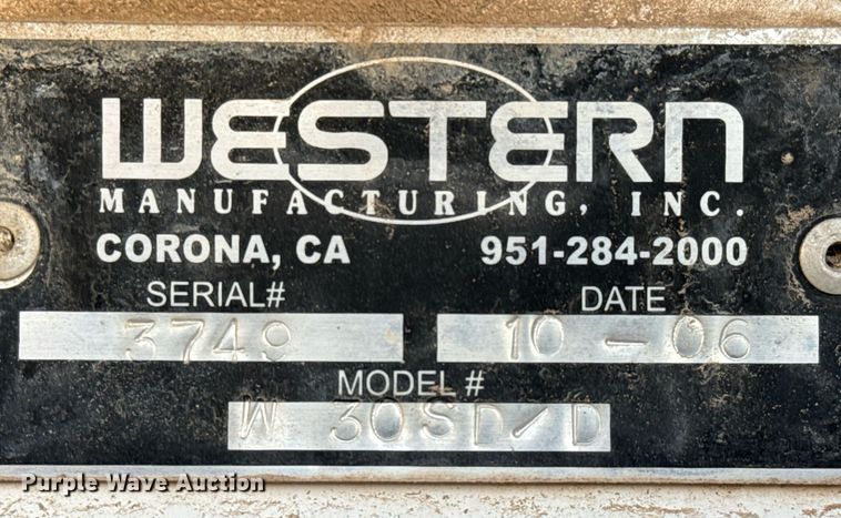 image for item DO2609 2003 Western Manufacturing 30SD/D concrete pump