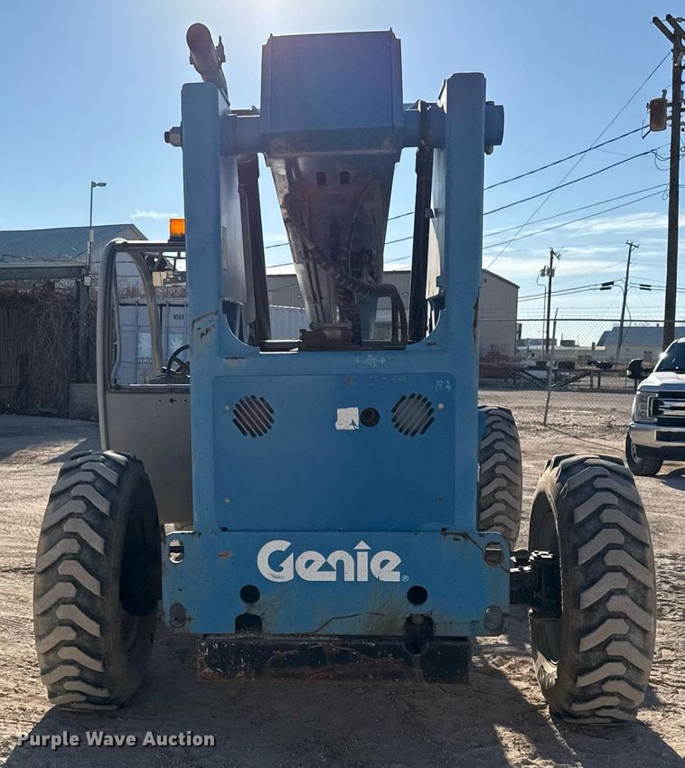 image for item DO2611 2012 Genie GTH844 telehandler