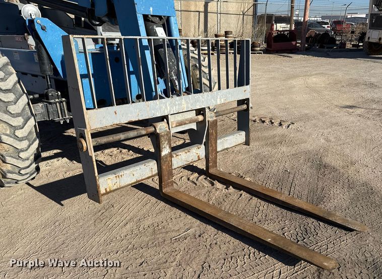 image for item DO2611 2012 Genie GTH844 telehandler