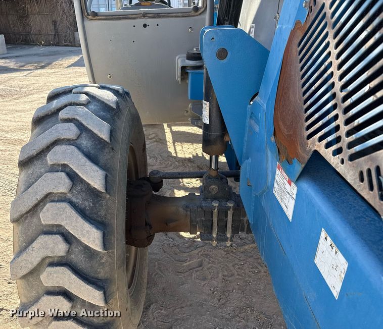 image for item DO2611 2012 Genie GTH844 telehandler