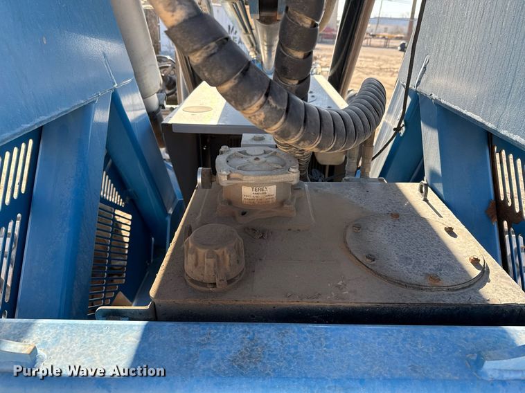 image for item DO2611 2012 Genie GTH844 telehandler