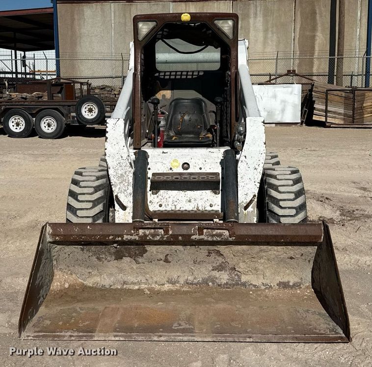 image for item DO2613 2007 Bobcat S250 skid steer loader