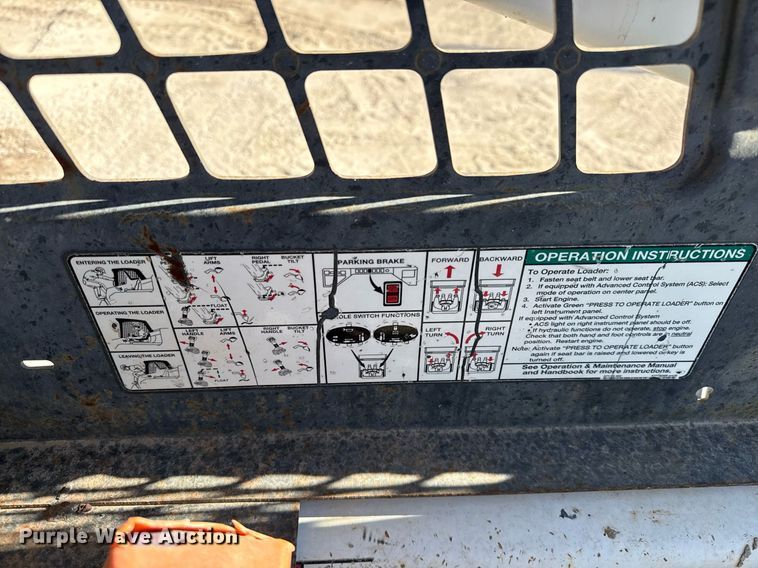 image for item DO2613 2007 Bobcat S250 skid steer loader