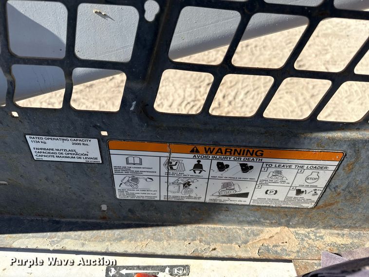 image for item DO2613 2007 Bobcat S250 skid steer loader