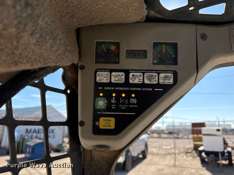 image for item DO2613 2007 Bobcat S250 skid steer loader