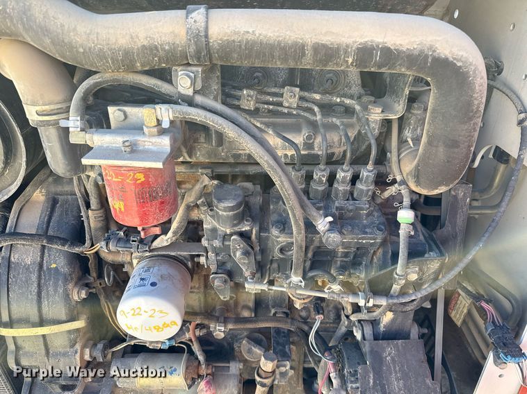 image for item DO2613 2007 Bobcat S250 skid steer loader