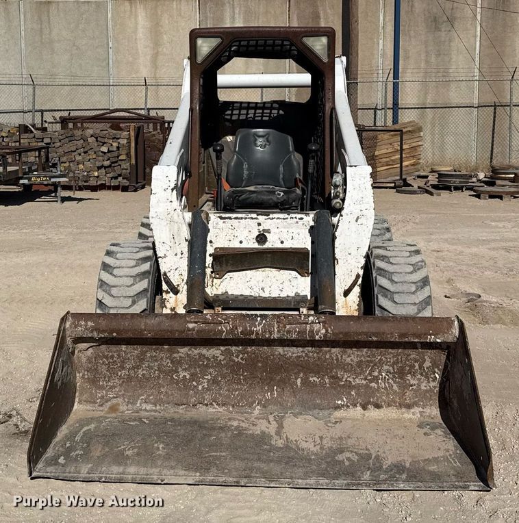 image for item DO2614 2010 Bobcat S300 skid steer loader