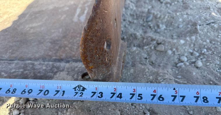 image for item DO2614 2010 Bobcat S300 skid steer loader