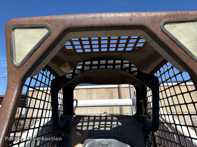 image for item DO2614 2010 Bobcat S300 skid steer loader