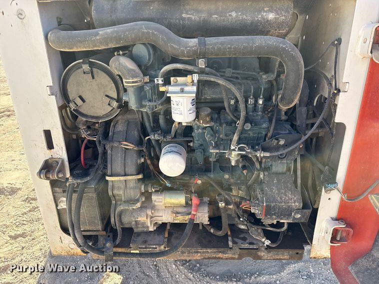 image for item DO2614 2010 Bobcat S300 skid steer loader