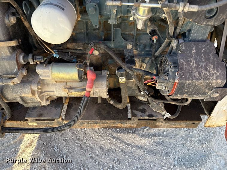 image for item DO2614 2010 Bobcat S300 skid steer loader