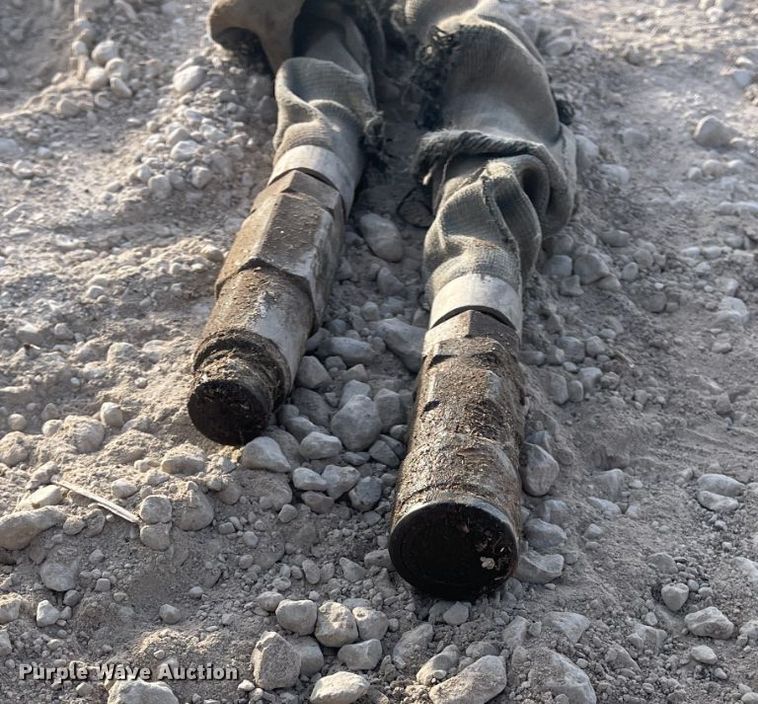 image for item DO2614 2010 Bobcat S300 skid steer loader