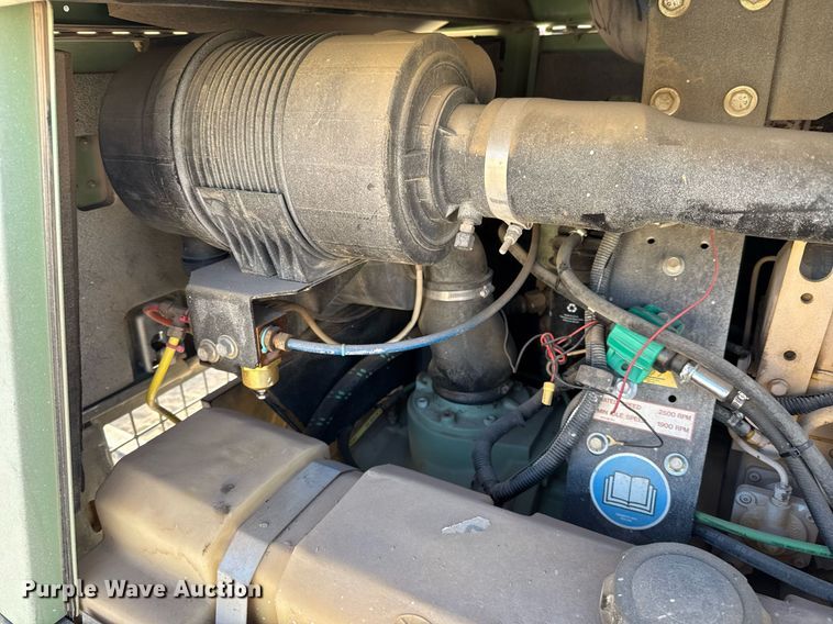 image for item DO2615 2012 Sullair 260 air compressor