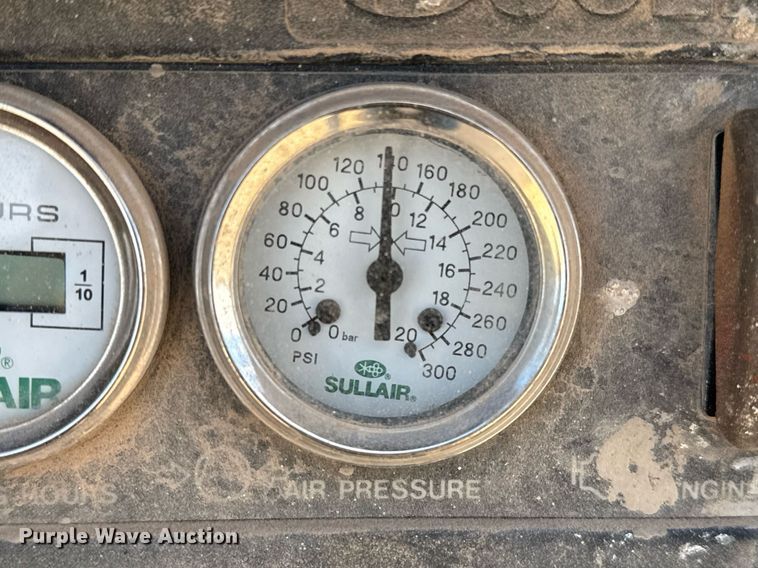 image for item DO2616 2011 Sullair 260 air compressor