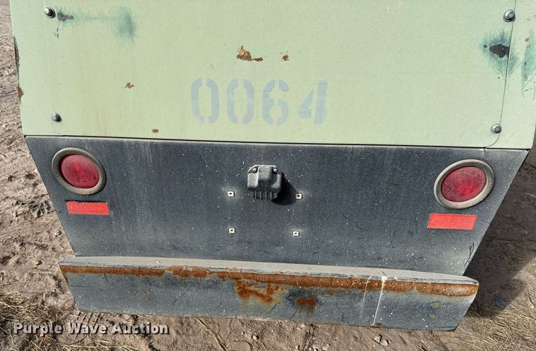 image for item DO2616 2011 Sullair 260 air compressor