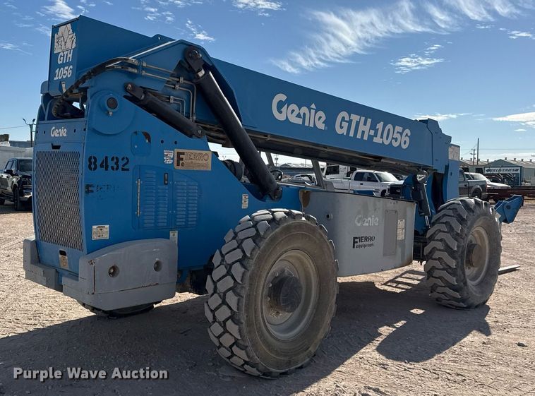 image for item DO2617 2014 Genie GTH1056 telehandler