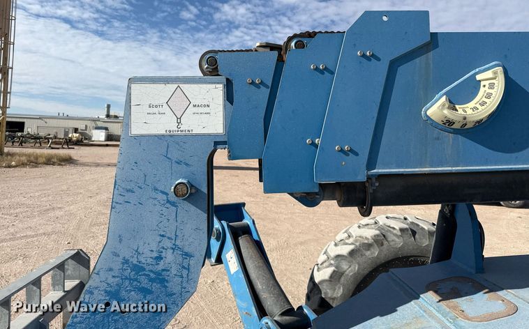 image for item DO2617 2014 Genie GTH1056 telehandler