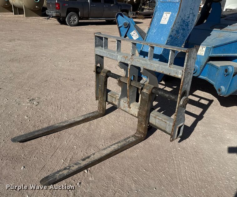 image for item DO2617 2014 Genie GTH1056 telehandler