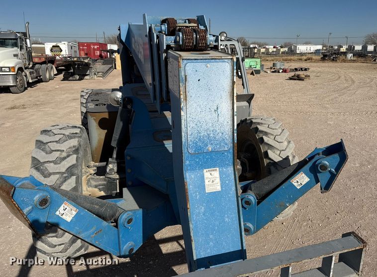 image for item DO2617 2014 Genie GTH1056 telehandler