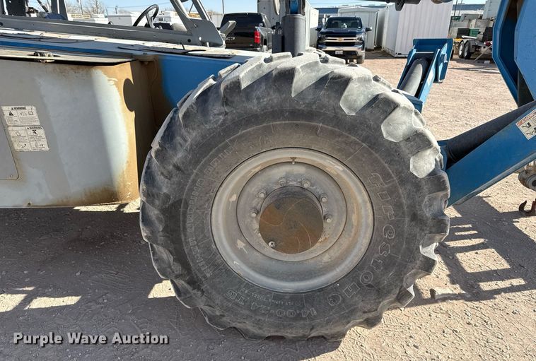 image for item DO2617 2014 Genie GTH1056 telehandler
