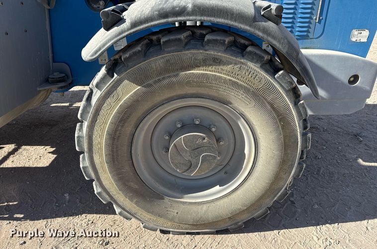 image for item DO2617 2014 Genie GTH1056 telehandler