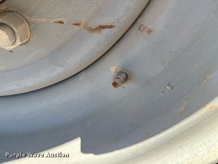 image for item DO2617 2014 Genie GTH1056 telehandler