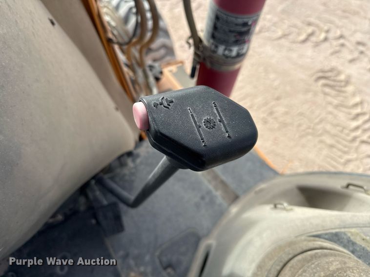 image for item DO2618 2012 Case 580 Super N backhoe