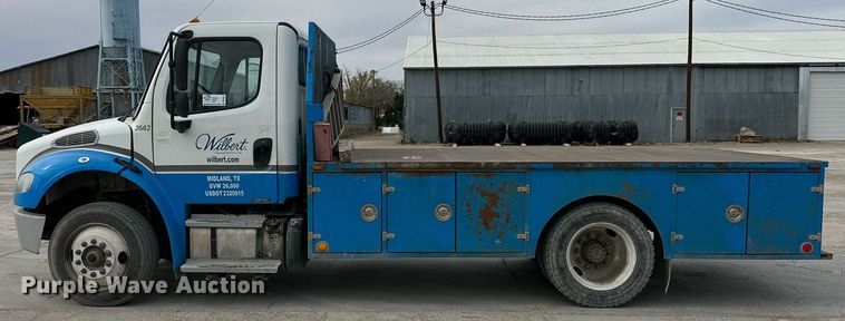 image for item DP6067 2015 Freightliner Business Class M2 106 flatbed truck