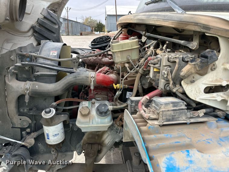 image for item DP6067 2015 Freightliner Business Class M2 106 flatbed truck