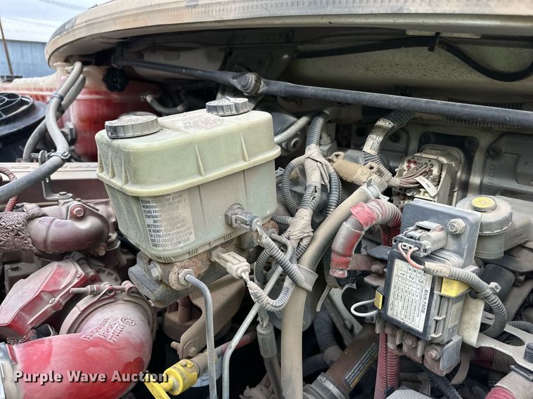 image for item DP6067 2015 Freightliner Business Class M2 106 flatbed truck