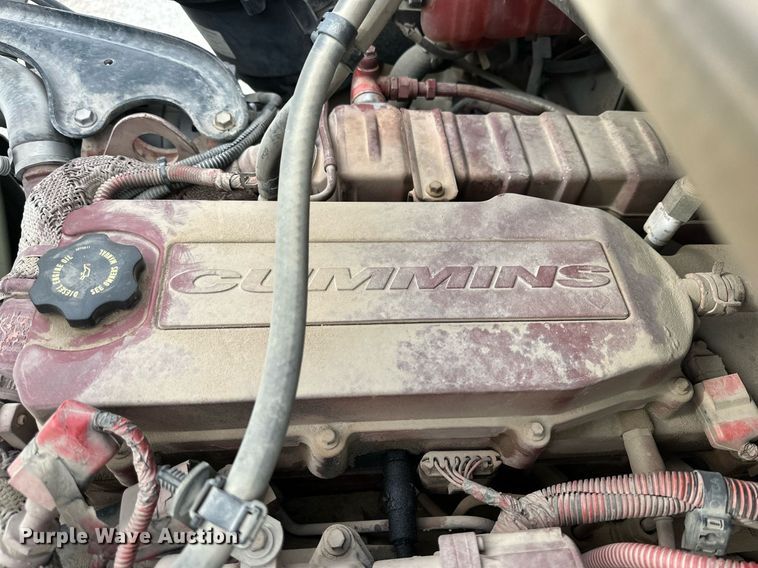 image for item DP6067 2015 Freightliner Business Class M2 106 flatbed truck