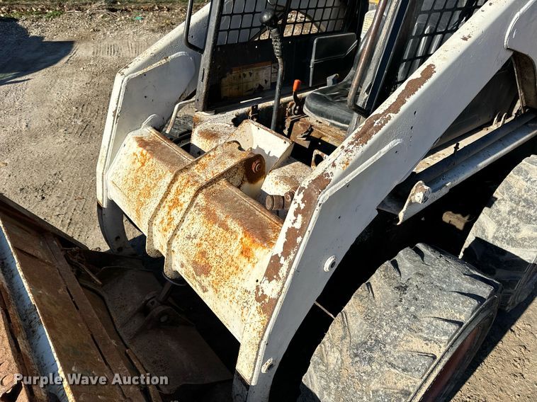 image for item DP6807 1998 Bobcat  773 skid steer loader