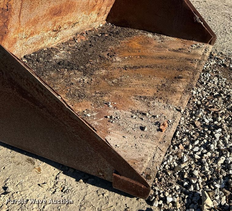 image for item DP6807 1998 Bobcat  773 skid steer loader