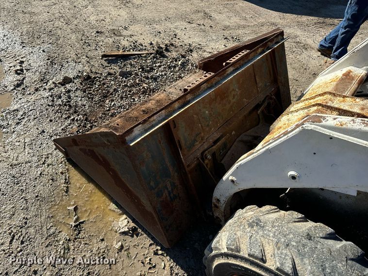 image for item DP6807 1998 Bobcat  773 skid steer loader