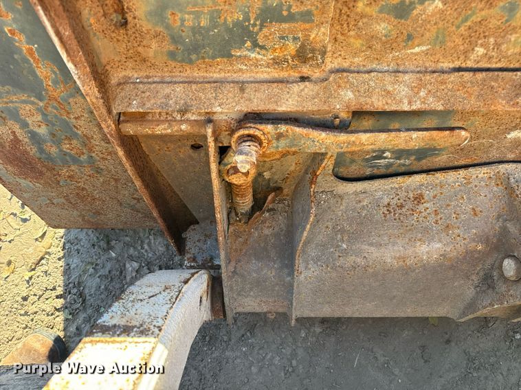 image for item DP6807 1998 Bobcat  773 skid steer loader