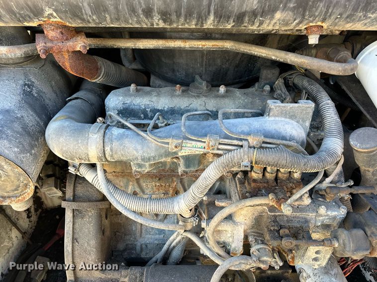 image for item DP6807 1998 Bobcat  773 skid steer loader